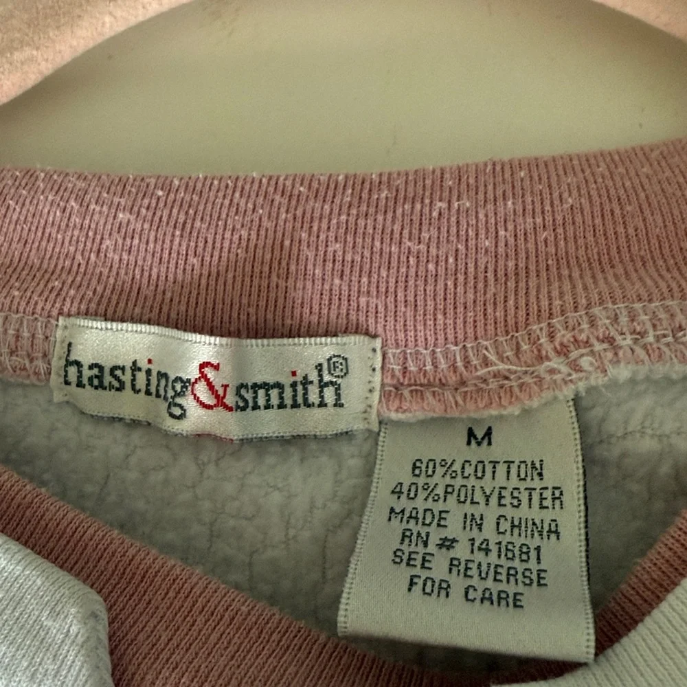 Hasting & Smith Poinsettia Embroidered White Sweater SZM. - Picture 4 of 10